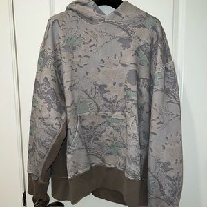 YEEZY SEASON 4 BOXY HOODY CAMO